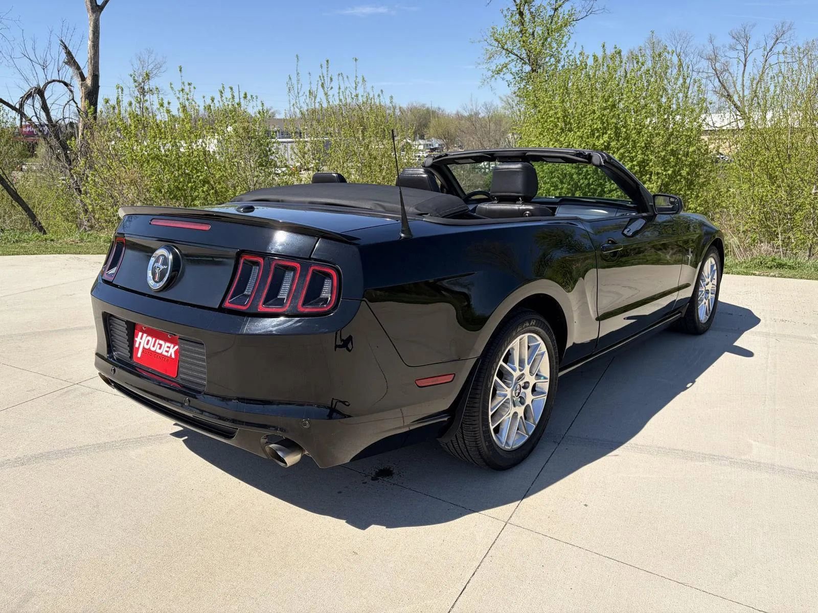 Used 2014 Ford Mustang Premium w/ Equipment Group 202A RWD image 4