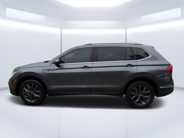 Used 2022 Volkswagen Tiguan SE FWD image 6