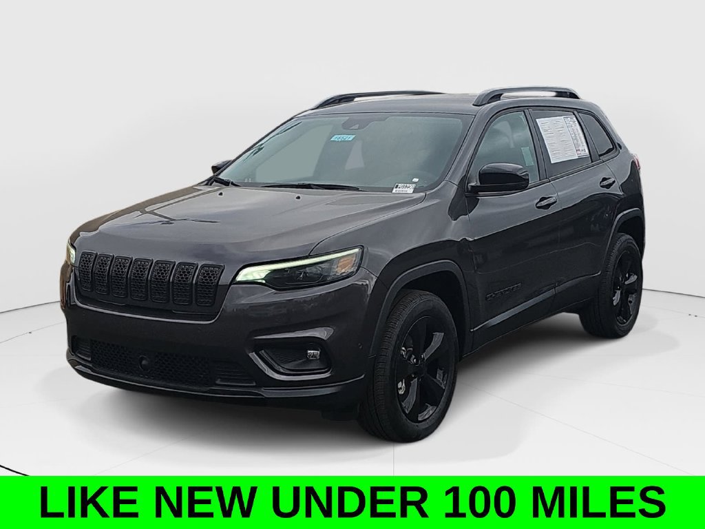 Used 2023 Jeep Cherokee Altitude Lux AWD/4WD image 7