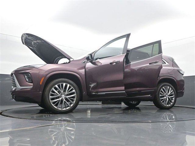New 2026 Buick Enclave Avenir w/ Super Cruise Package image 61