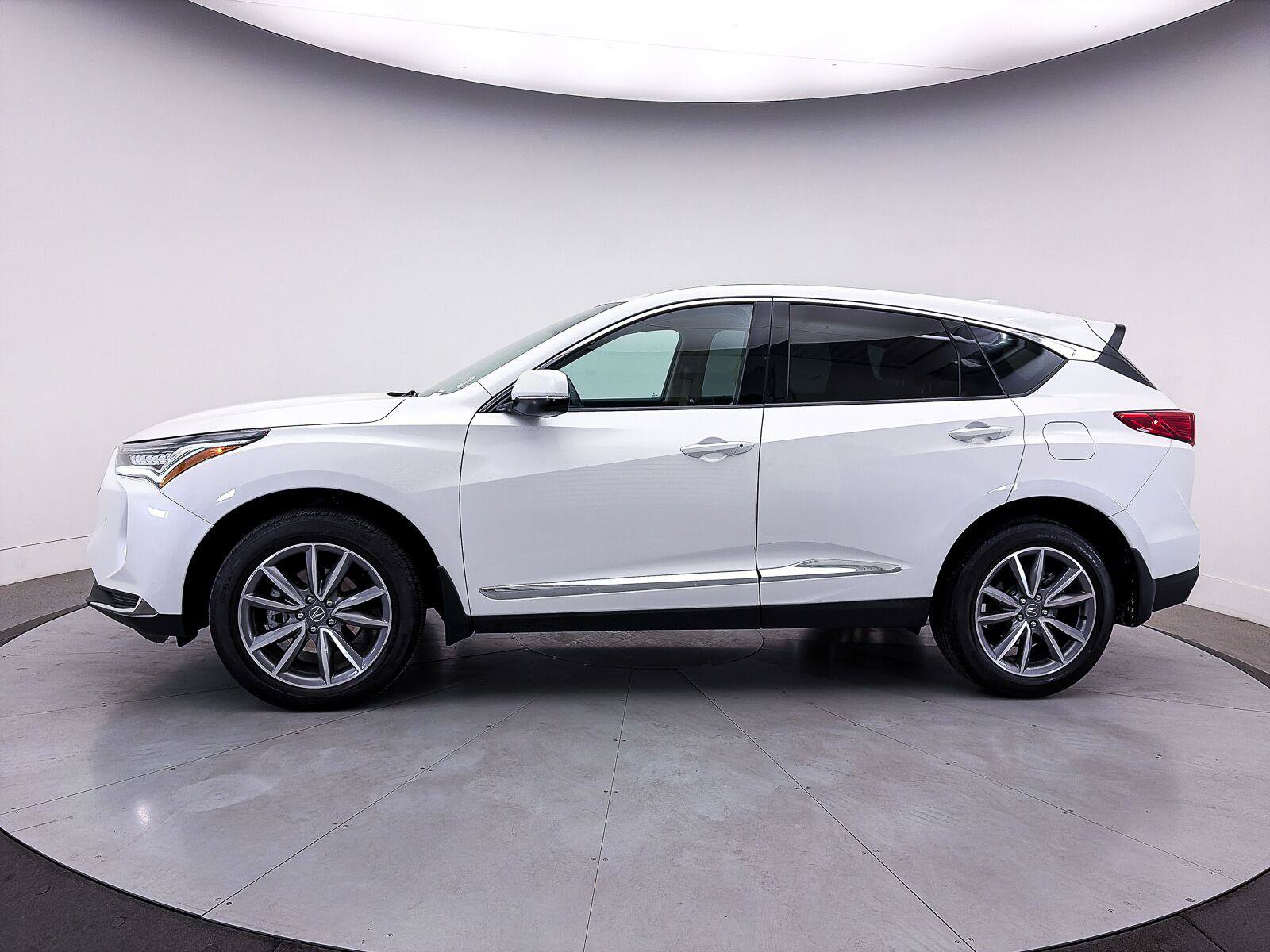 Used 2023 Acura RDX w/ Technology Package FWD image 41