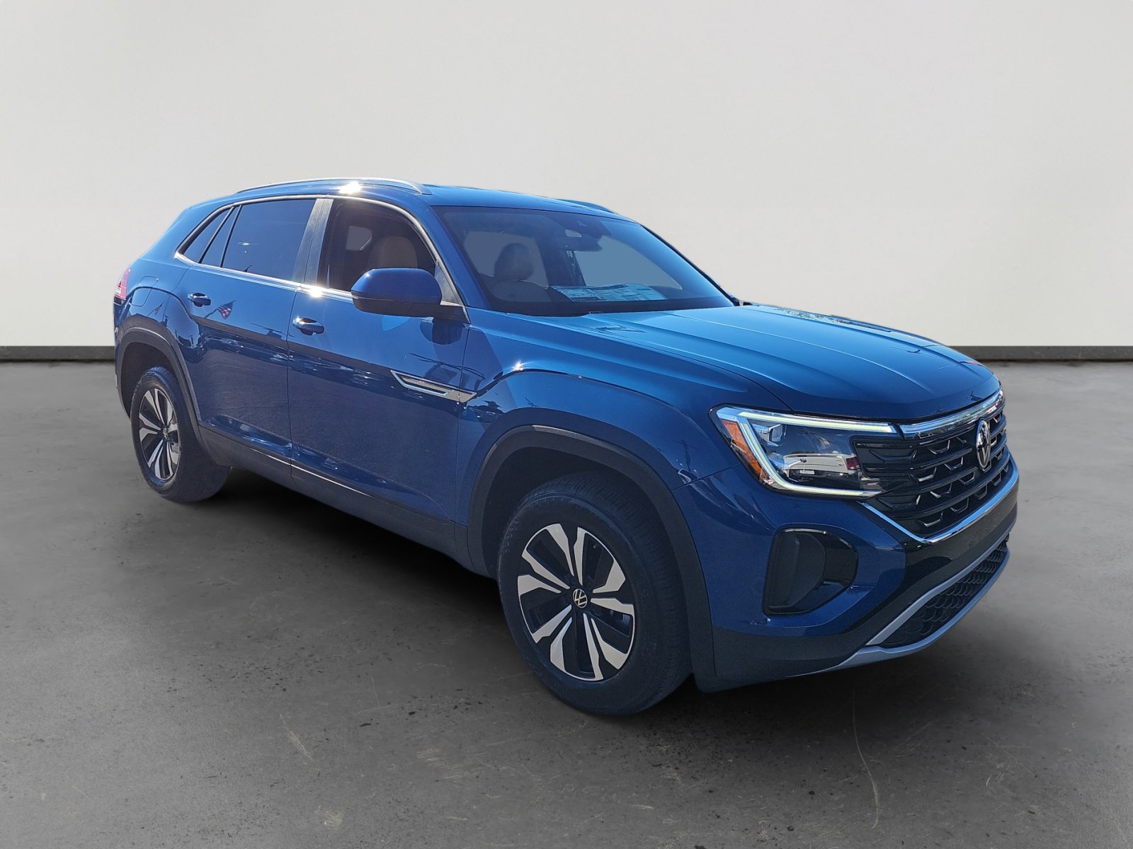 Certified 2025 Volkswagen Atlas Cross Sport SE image 7