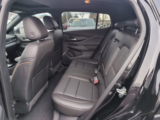 New 2026 Buick Envista Avenir image 9