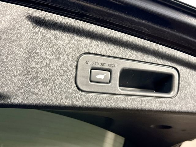 Used 2025 Acura MDX w/ Advance Package image 44