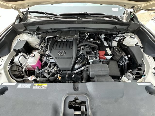 Used 2024 Toyota Grand Highlander AWD image 36