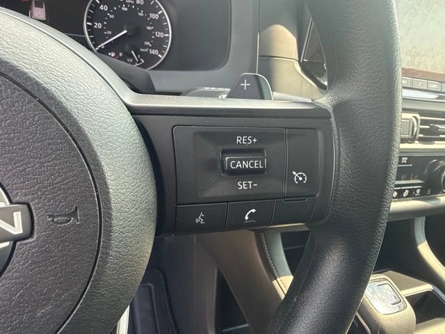 Used 2024 Nissan Pathfinder S FWD image 23