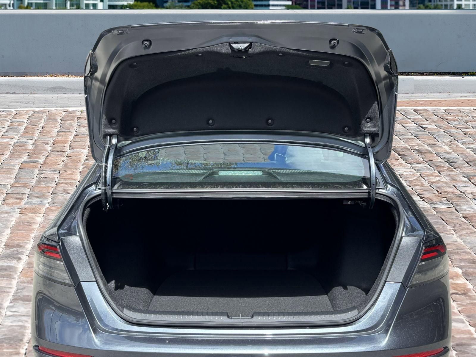 New 2026 Honda Accord LX image 9