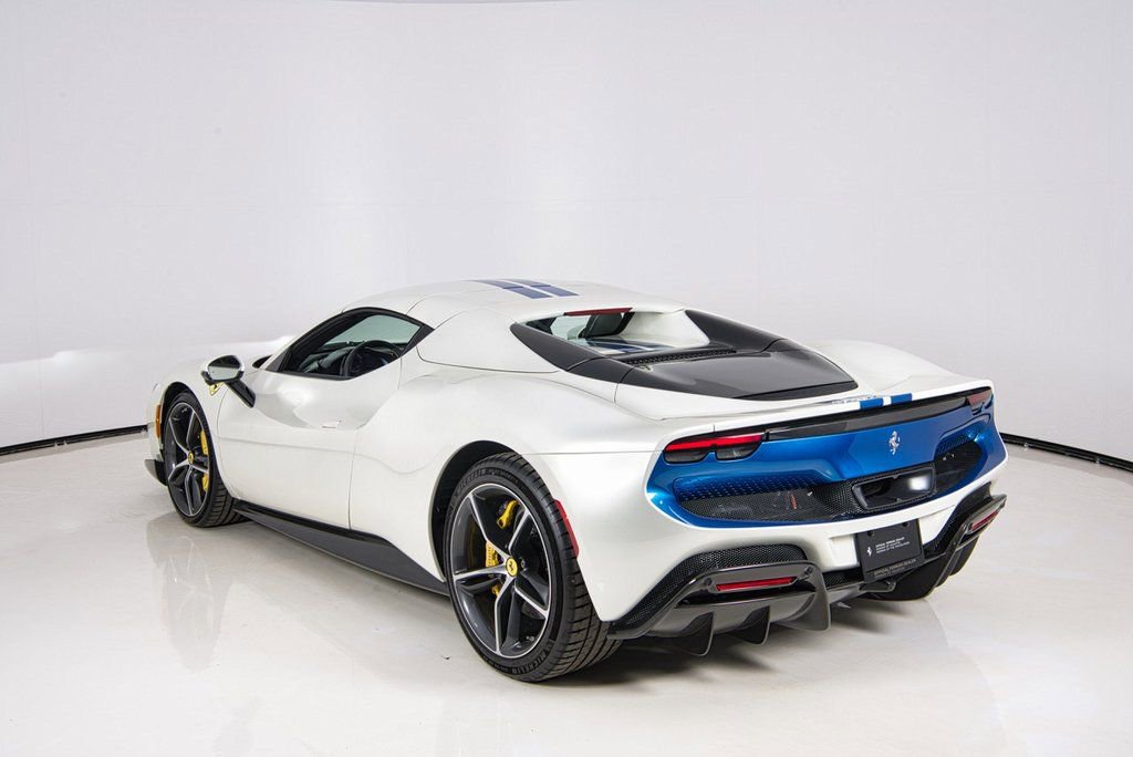Used 2024 Ferrari 296 GTS image 28