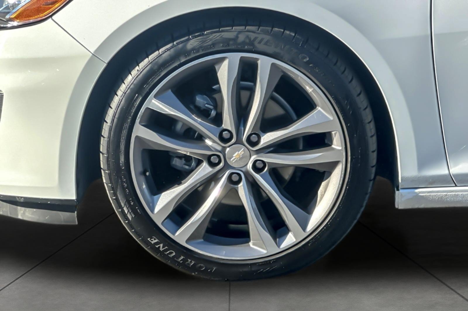 Used 2024 Chevrolet Malibu LT FWD image 24