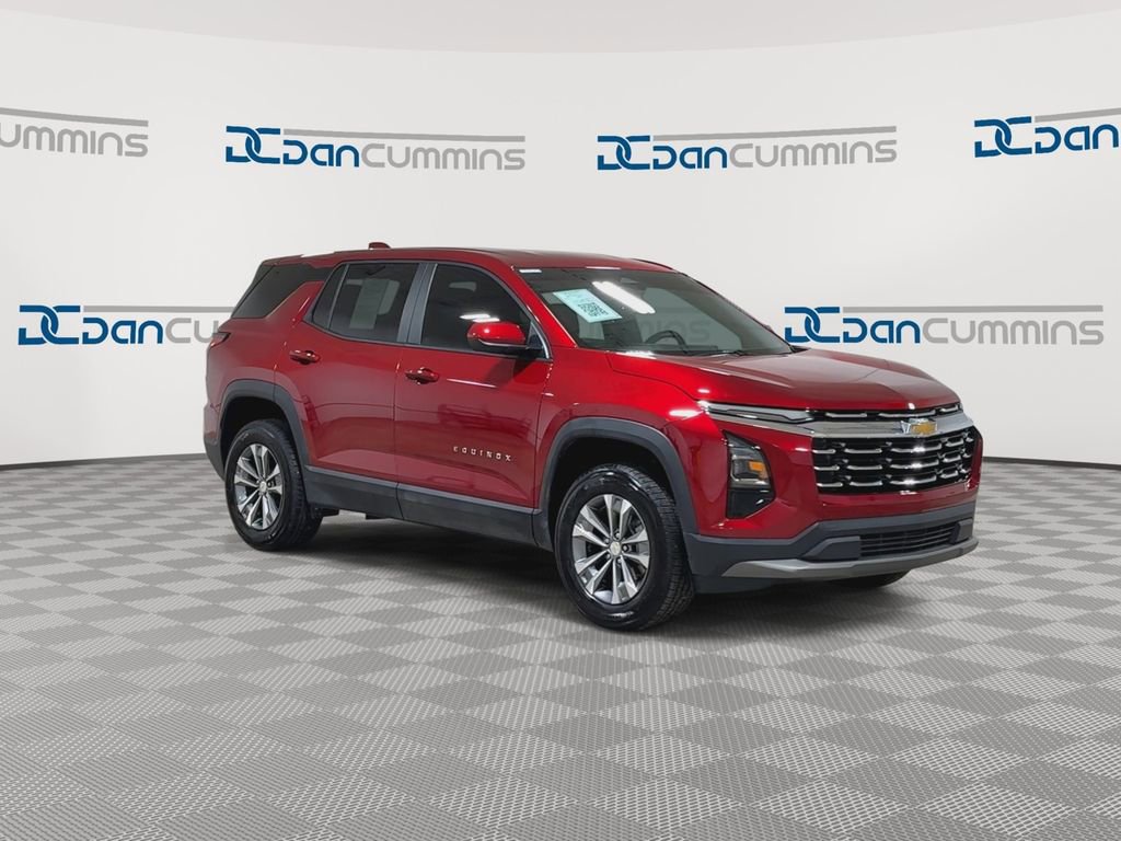 Used 2026 Chevrolet Equinox LT image 2