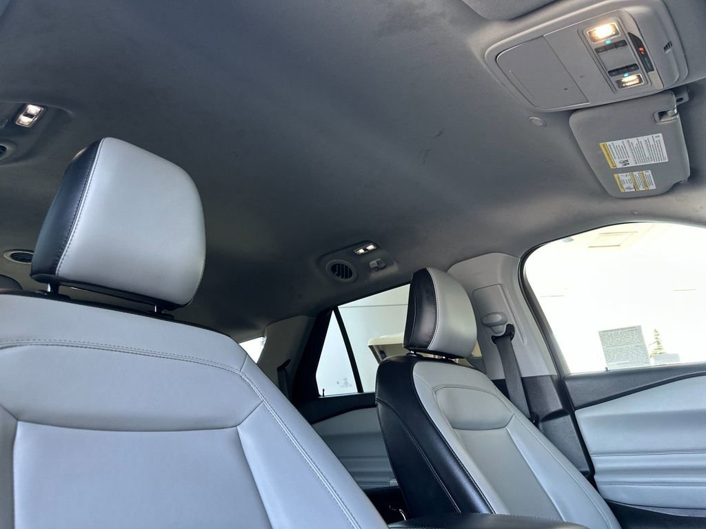 Certified 2021 Ford Explorer XLT w/ Equipment Group 202A RWD image 17