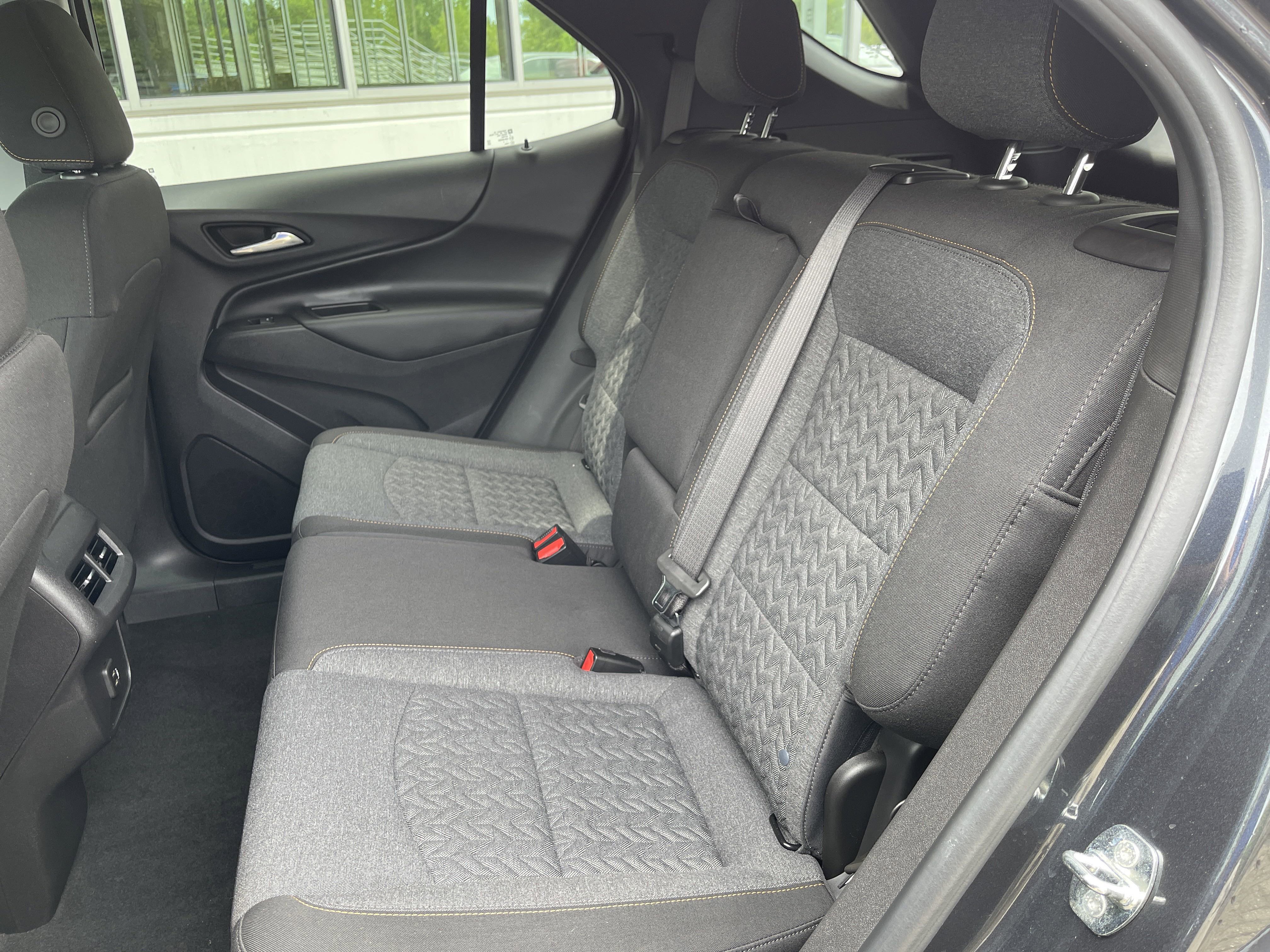 Used 2022 Chevrolet Equinox LT image 37