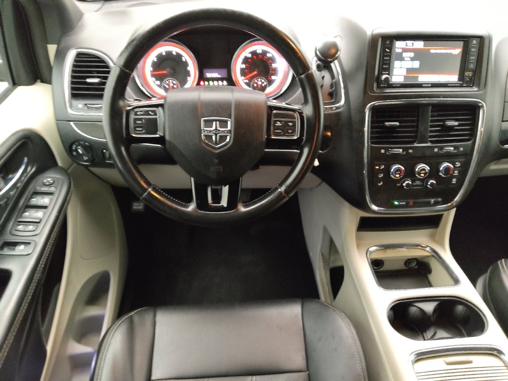 Used 2019 Dodge Grand Caravan SXT FWD image 22