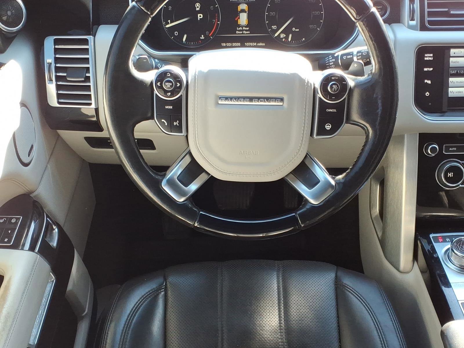 Used 2015 Land Rover Range Rover HSE image 5