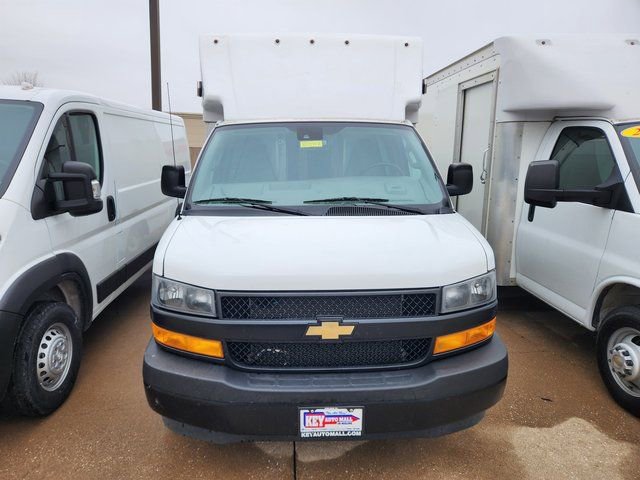 Used 2021 Chevrolet Express 3500 w/ Power Convenience Package RWD image 2