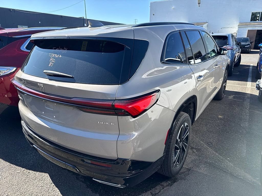 Used 2026 Buick Enclave Sport Touring AWD/4WD image 5