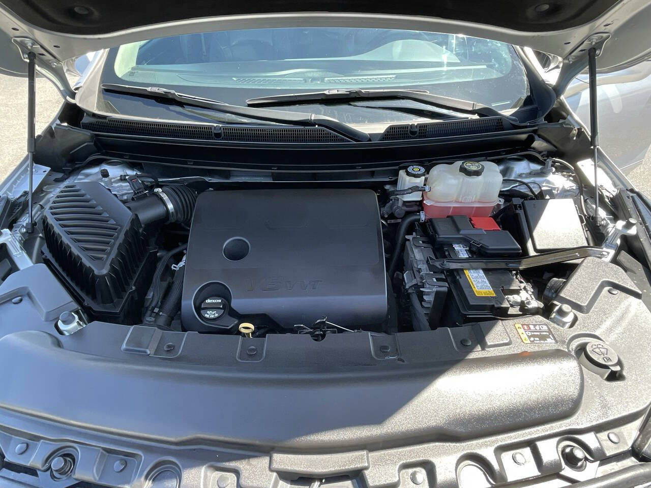 Used 2020 Buick Enclave Essence w/ Sound and Sites Package FWD image 21