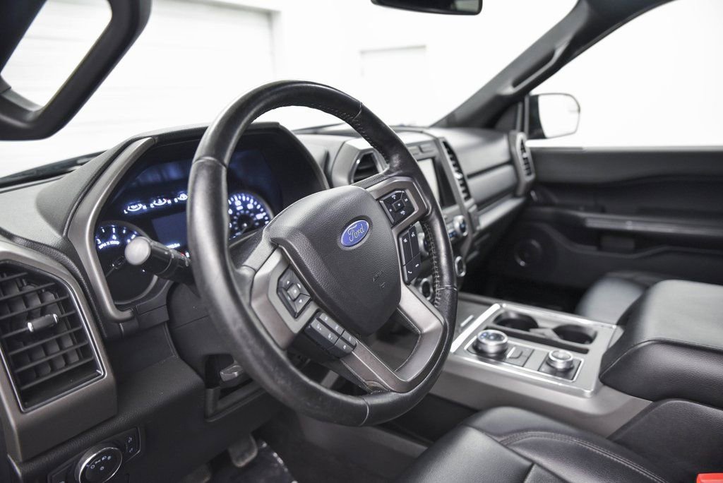 Used 2019 Ford Expedition XLT w/ Equipment Group 201A image 18