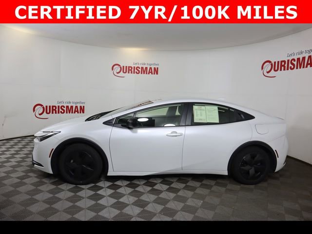 Used 2023 Toyota Prius LE image 10