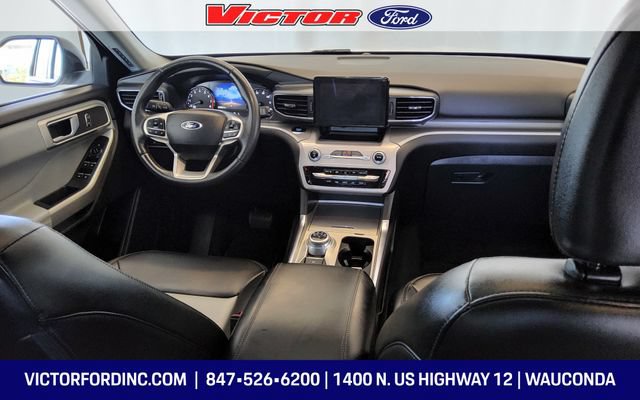 Used 2024 Ford Explorer XLT w/ Equipment Group 202A AWD/4WD image 14