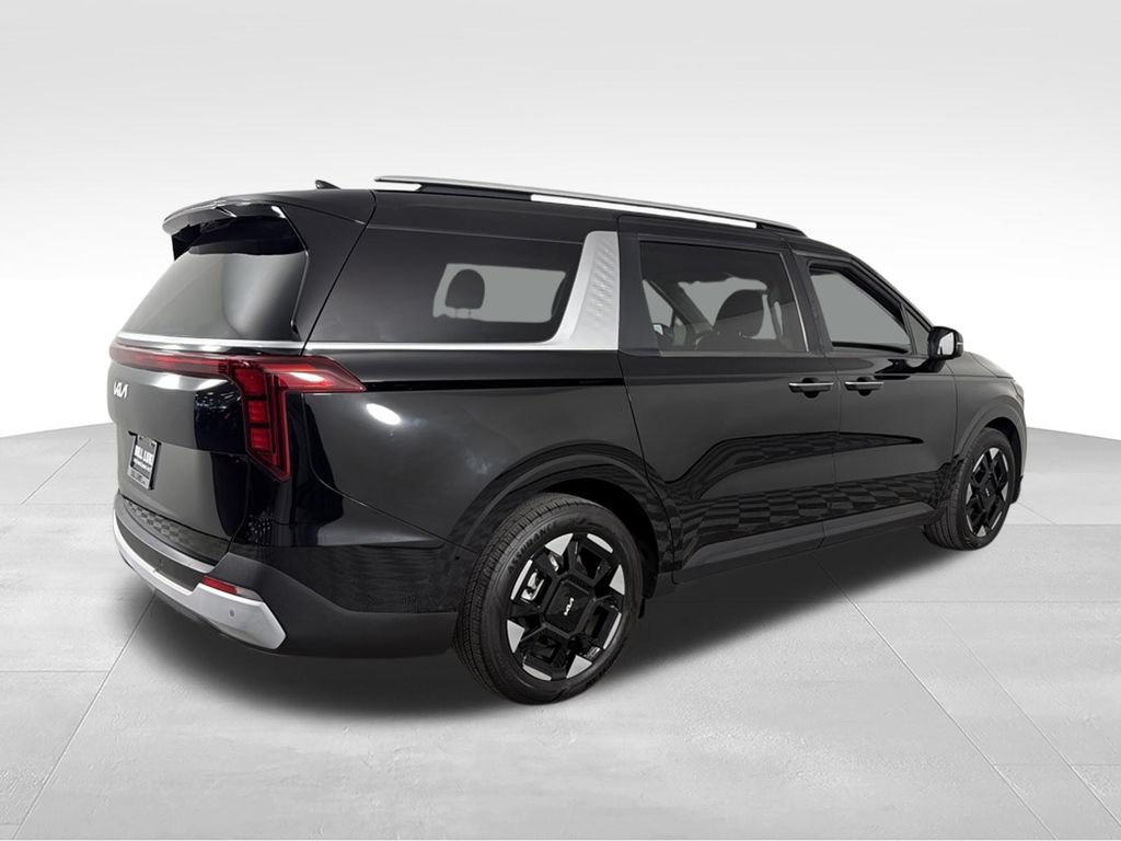 Used 2025 Kia Carnival EX FWD image 7