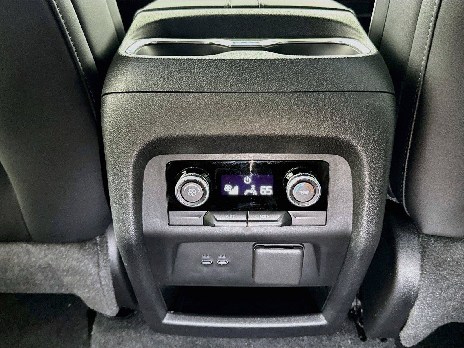 New 2027 Buick Enclave Sport Touring w/ Power Package FWD image 14