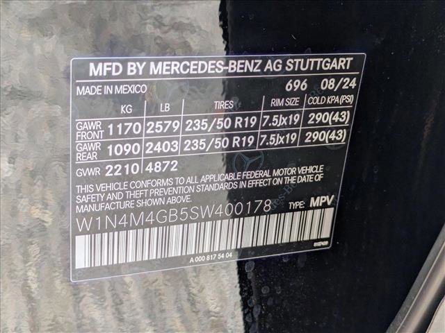 New 2025 Mercedes-Benz GLB 250 image 18