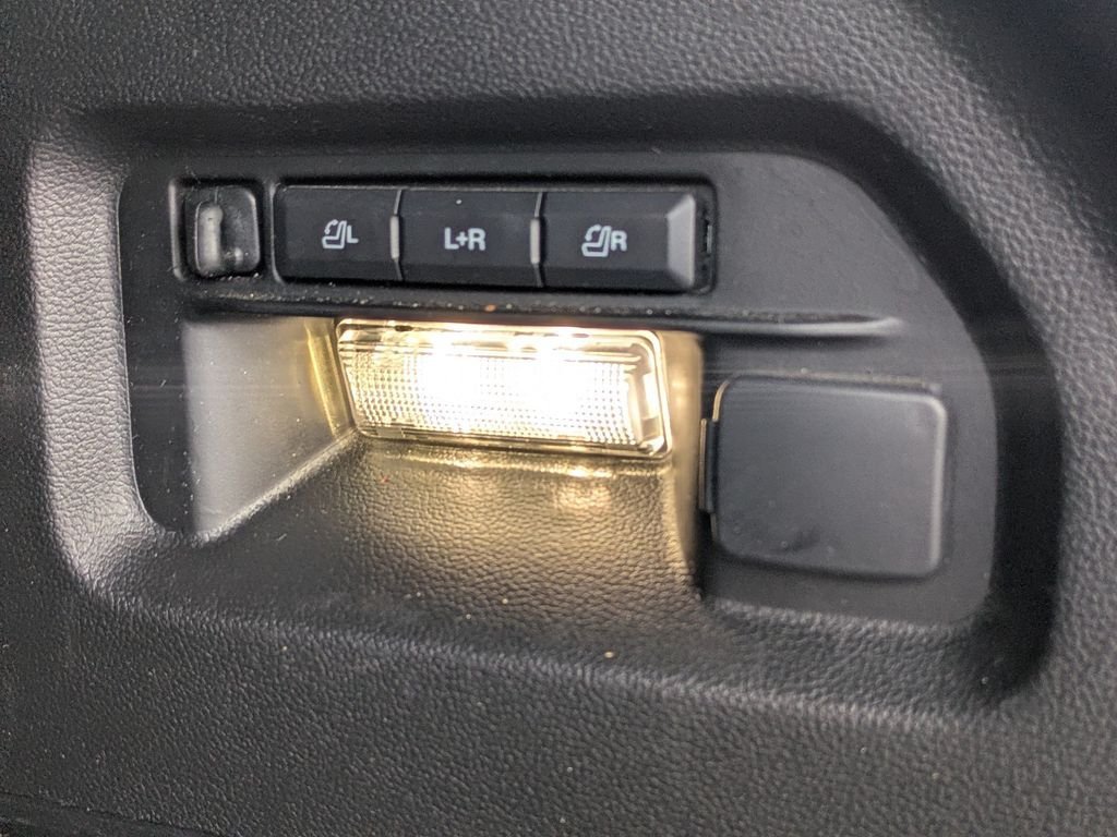 Used 2024 Ford Explorer ST w/ Equipment Group 401A AWD/4WD image 14