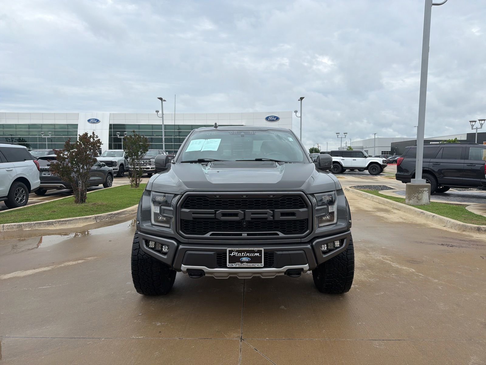 Used 2020 Ford F150 Raptor w/ Equipment Group 802A Luxury AWD/4WD image 8