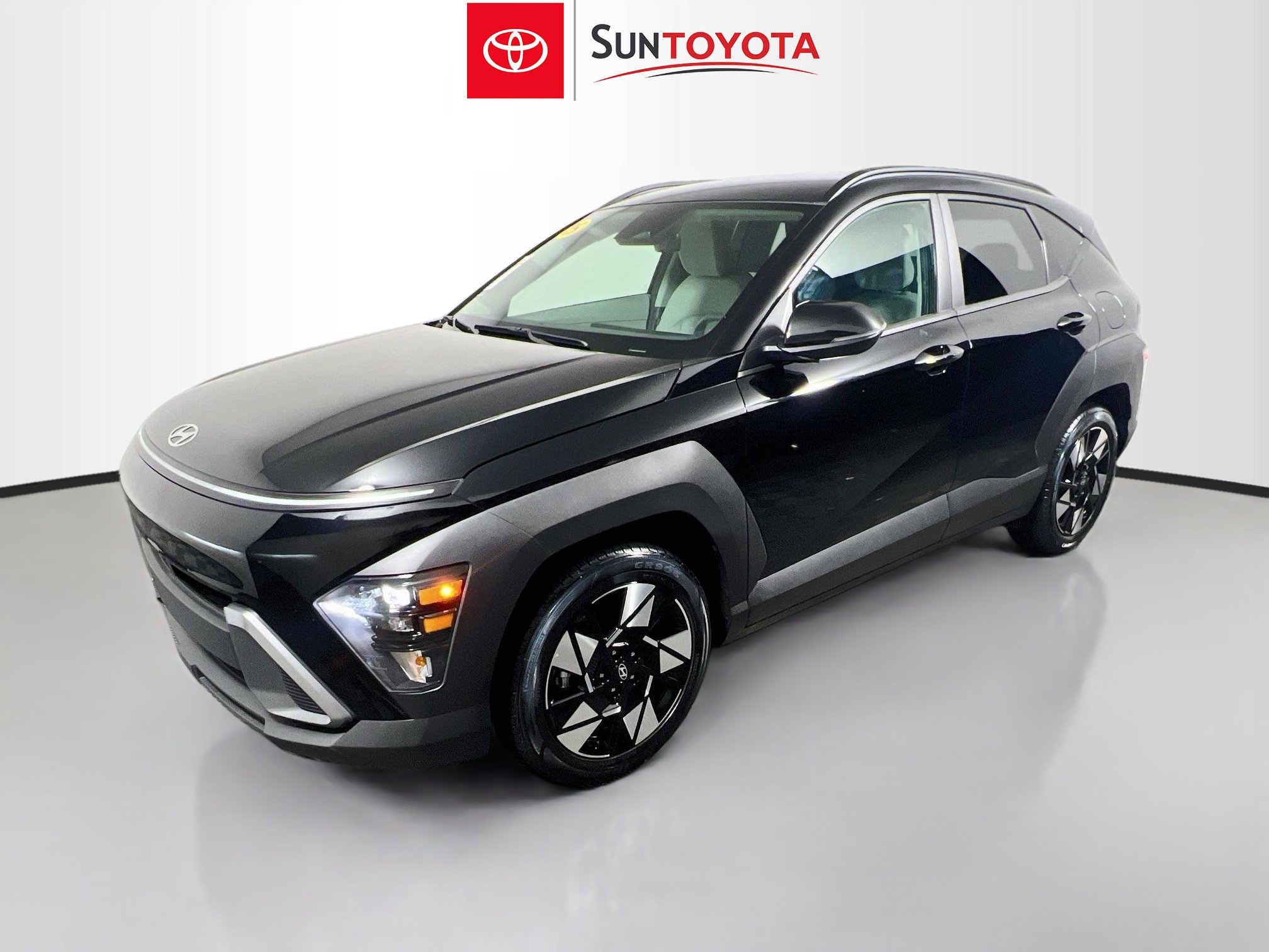 Used 2025 Hyundai Kona SEL FWD image 9