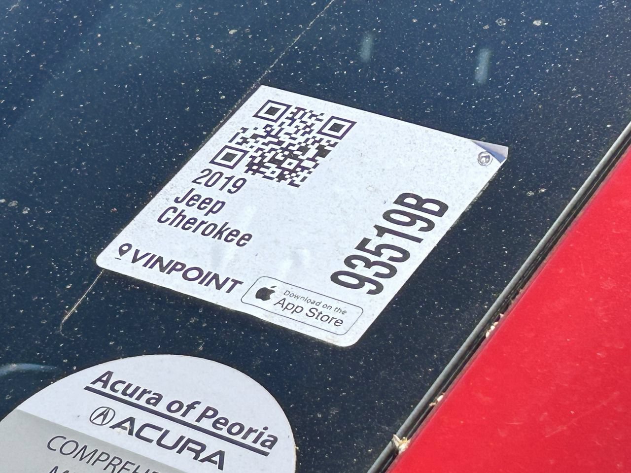 Used 2019 Jeep Cherokee Trailhawk w/ Comfort/Convenience Group AWD/4WD image 33