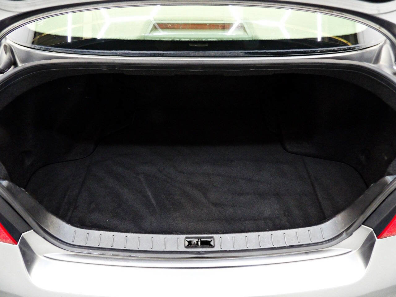 Used 2010 INFINITI G37 x Sedan AWD/4WD image 13