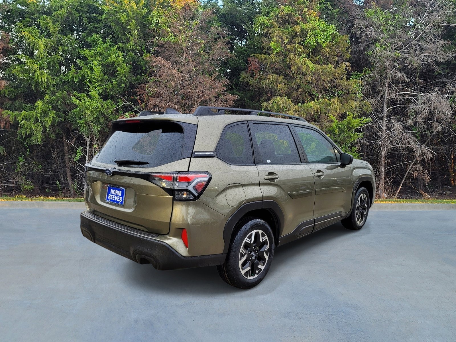 Certified 2025 Subaru Forester Premium AWD/4WD image 17