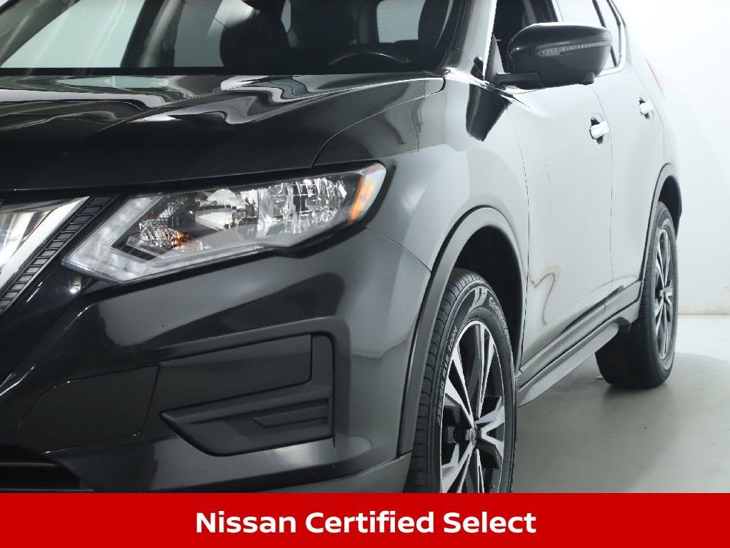 Used 2019 Nissan Rogue SV w/ Premium Package image 6