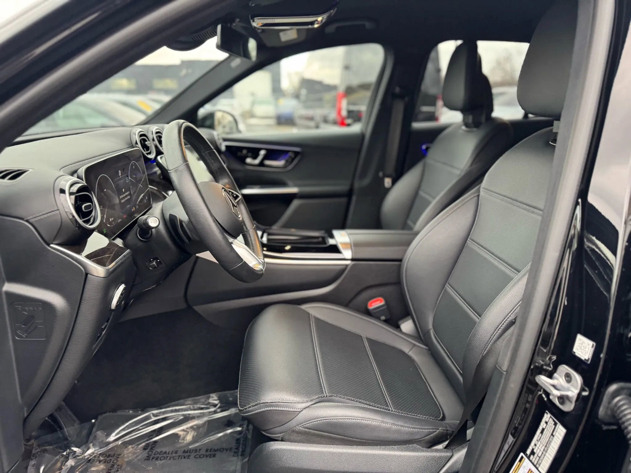 Used 2023 Mercedes-Benz GLC 300 4MATIC image 11