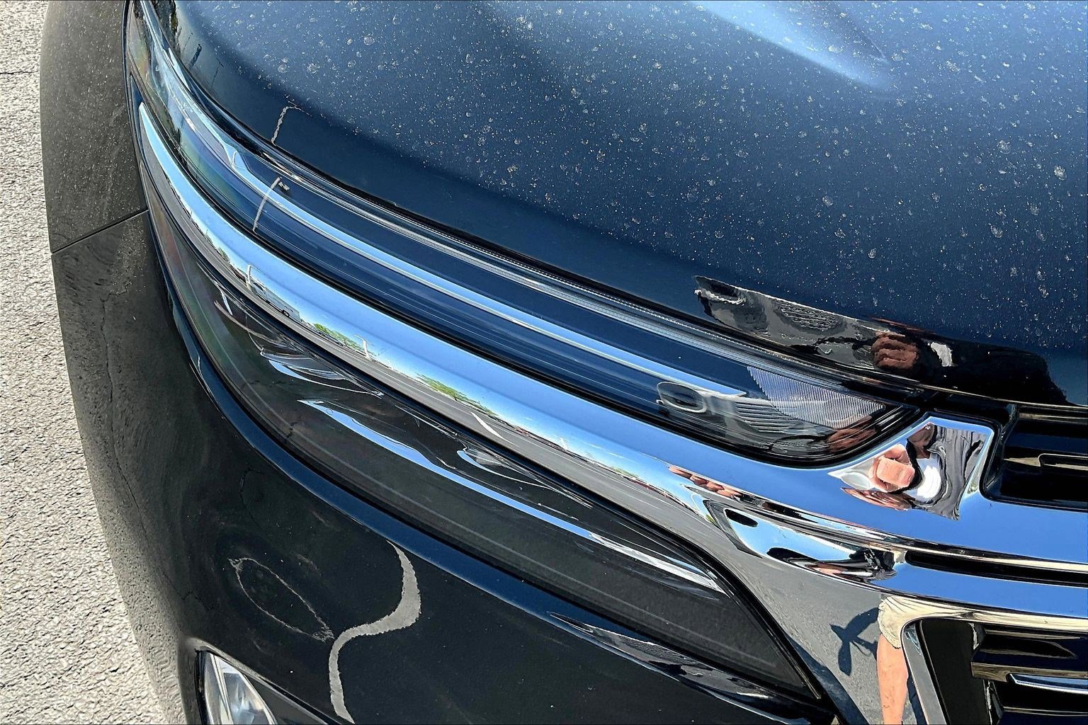 Used 2023 Chevrolet Equinox Premier AWD/4WD image 32