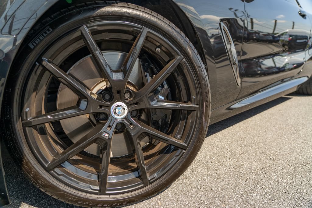 Used 2023 BMW M850i xDrive Coupe w/ M Carbon Exterior Package AWD/4WD image 3