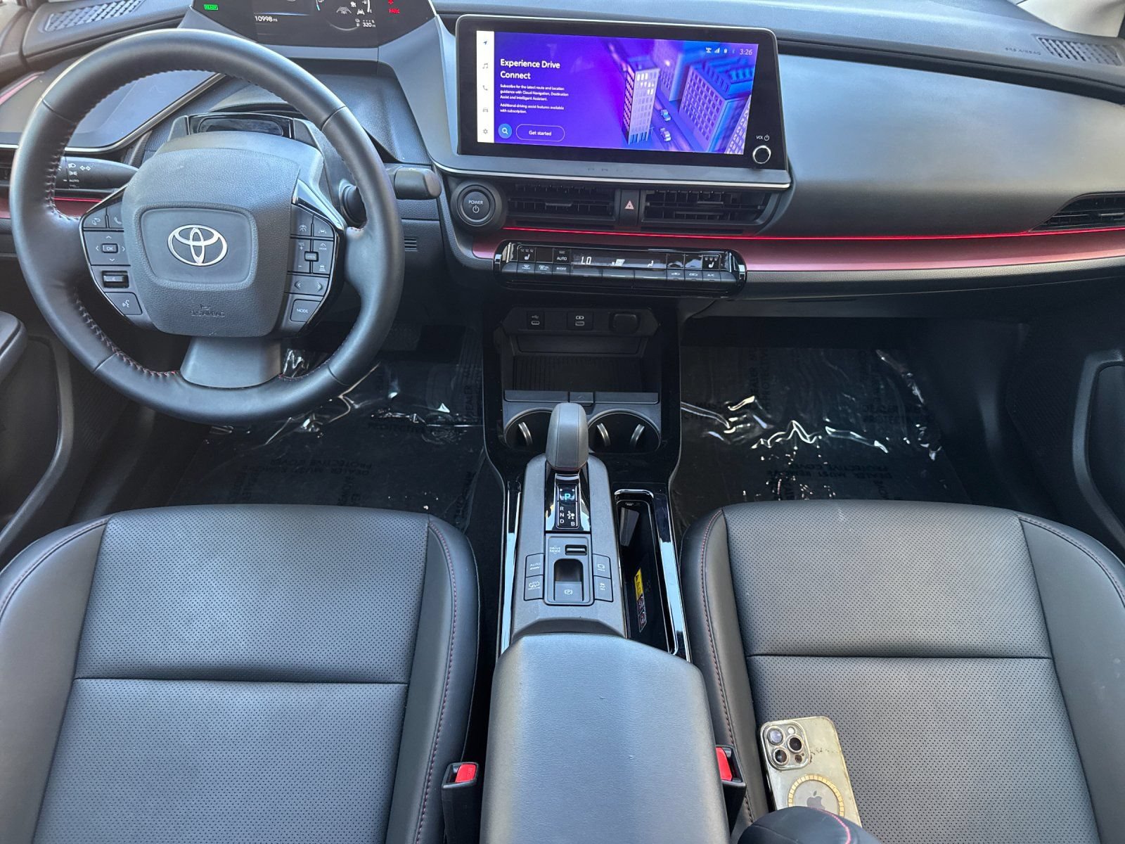 Used 2025 Toyota Prius Plug-In Hybrid FWD image 13