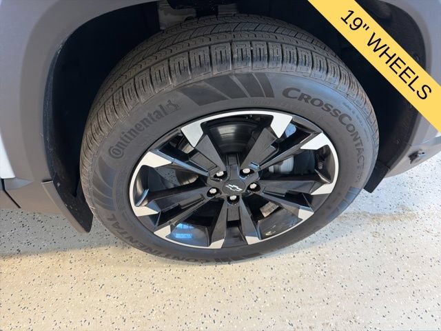 New 2026 Chevrolet Equinox RS w/ Safety and Technology Package AWD/4WD image 8