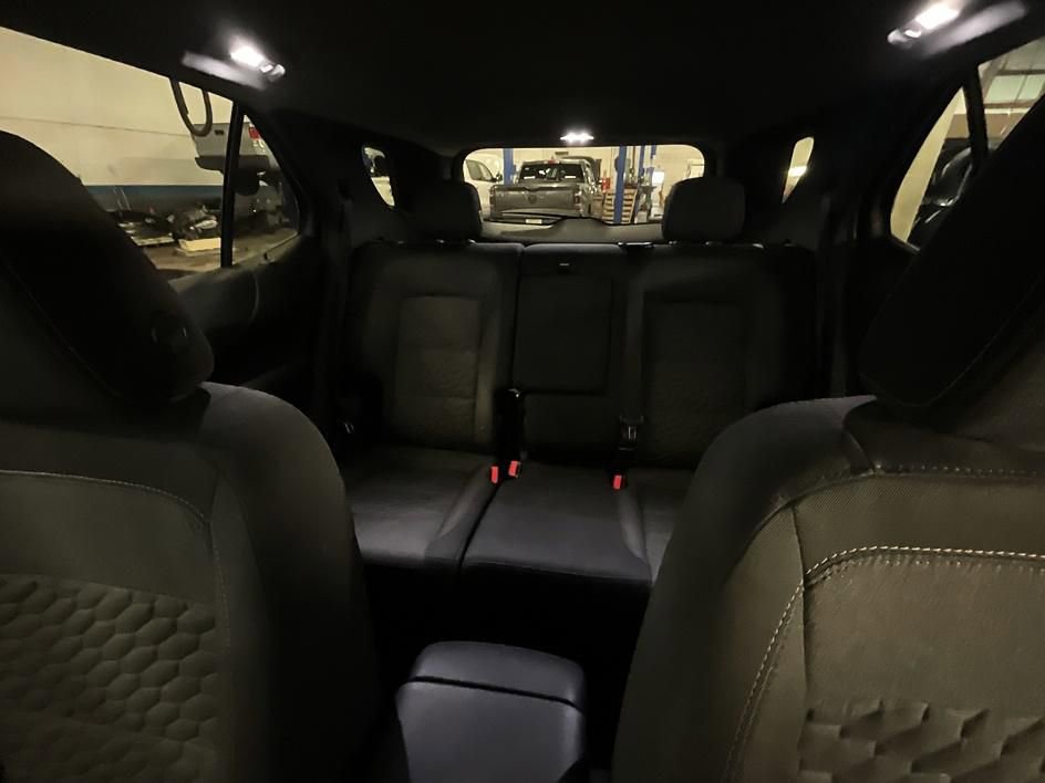 Used 2020 Chevrolet Equinox LT image 24