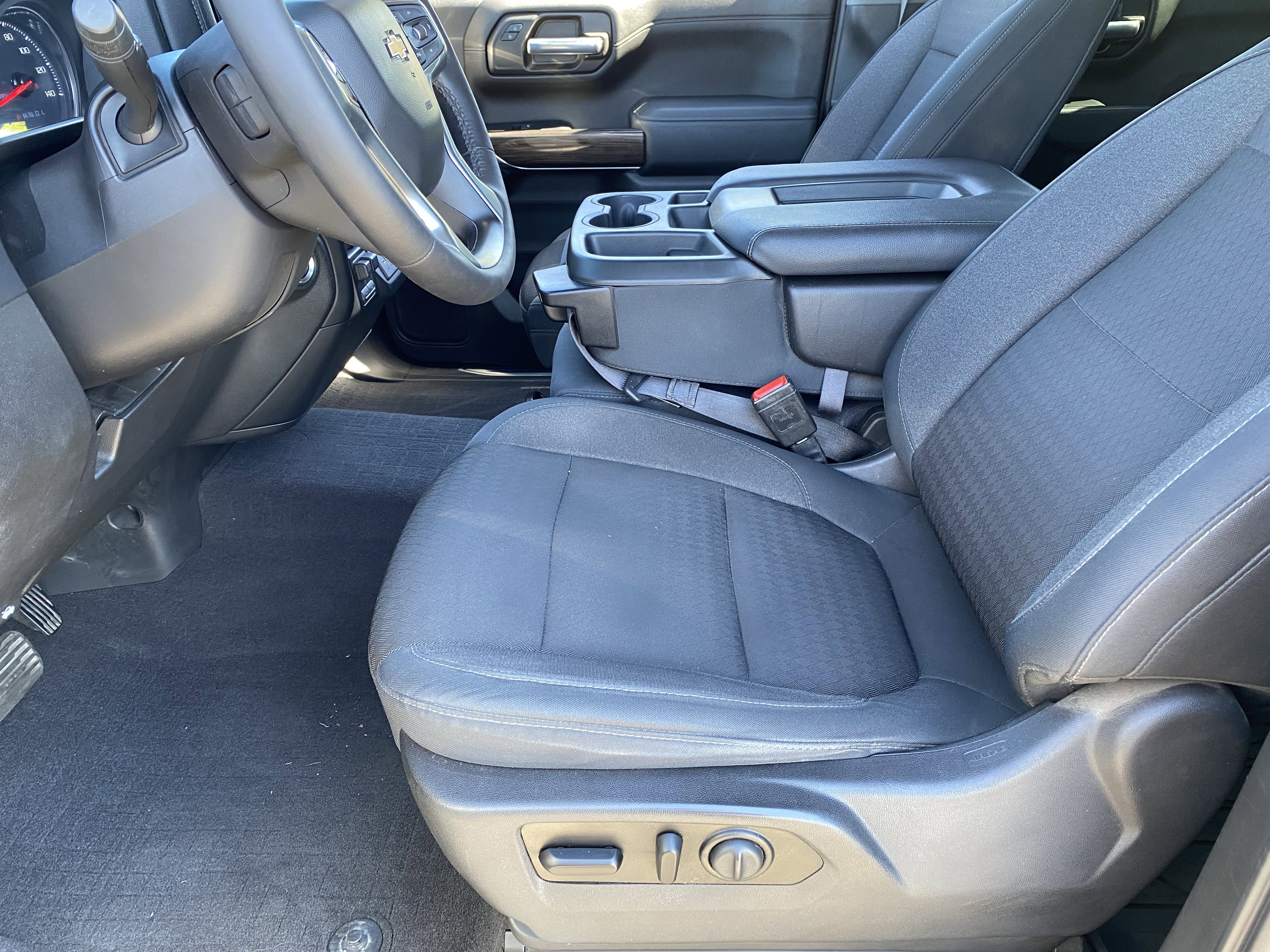 Used 2019 Chevrolet Silverado 1500 LT w/ All-Star Edition image 16