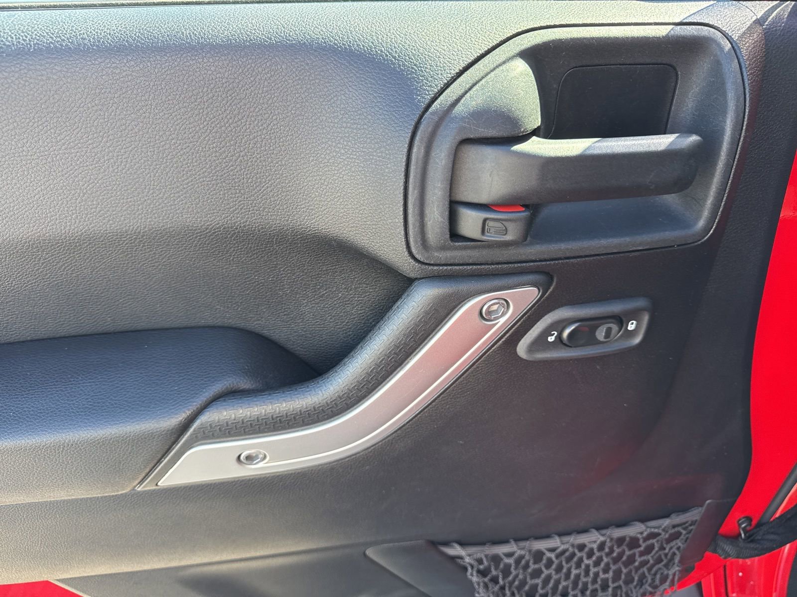 Used 2015 Jeep Wrangler Unlimited Sahara w/ Dual Top Group image 19