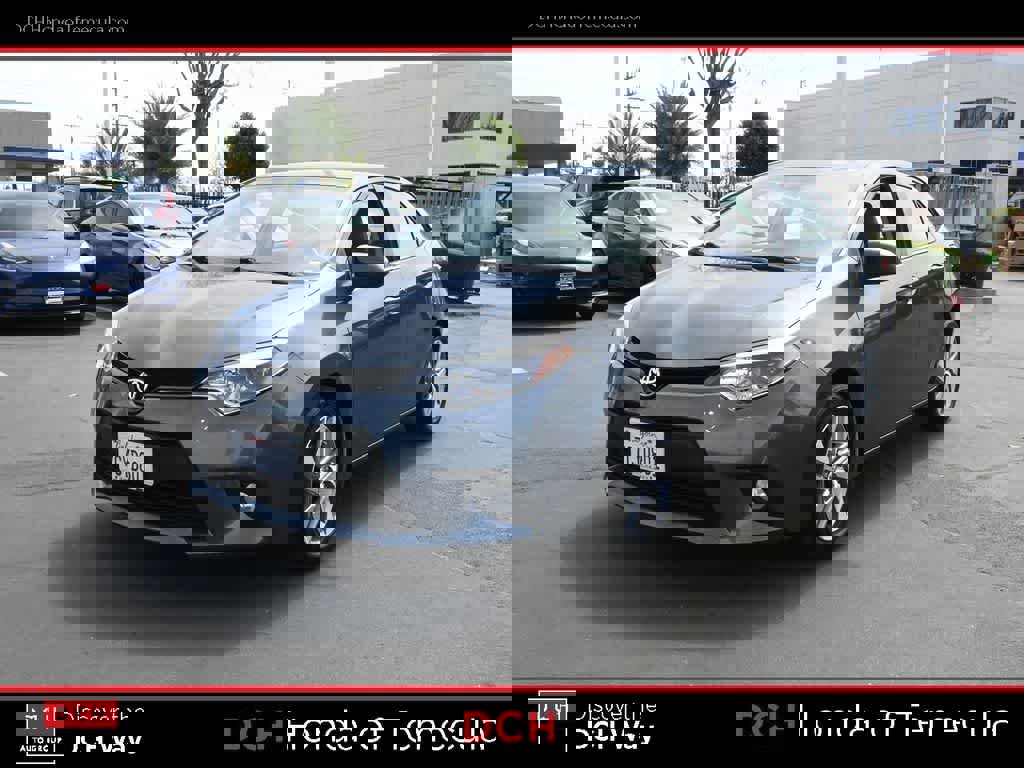 Used 2014 Toyota Corolla LE image 1