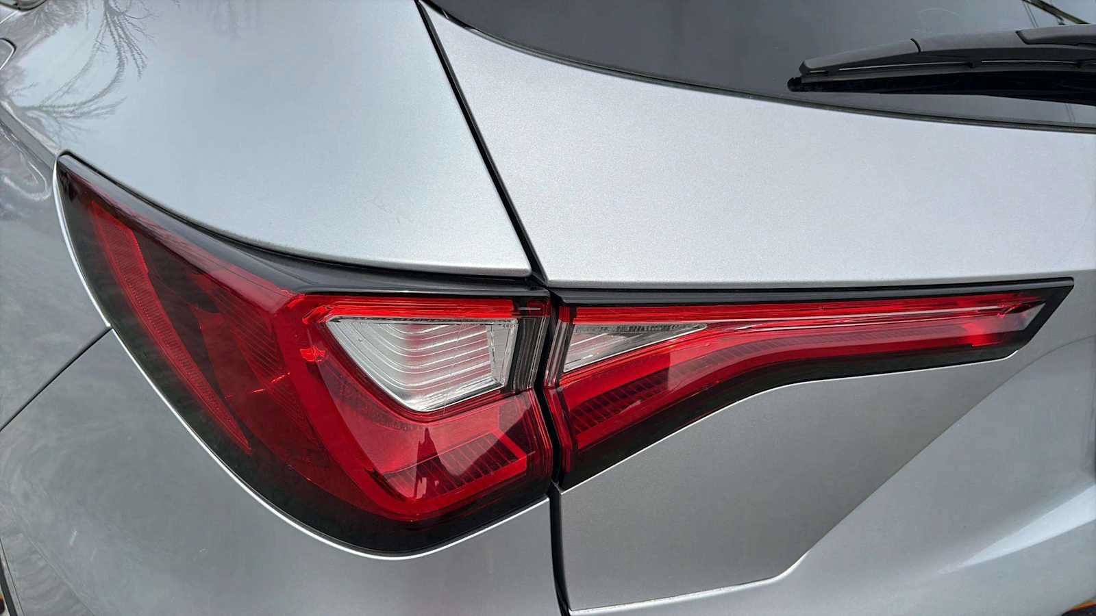 Used 2023 Acura MDX SH-AWD image 29