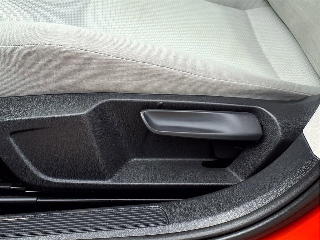 Used 2019 Volkswagen Jetta S image 22