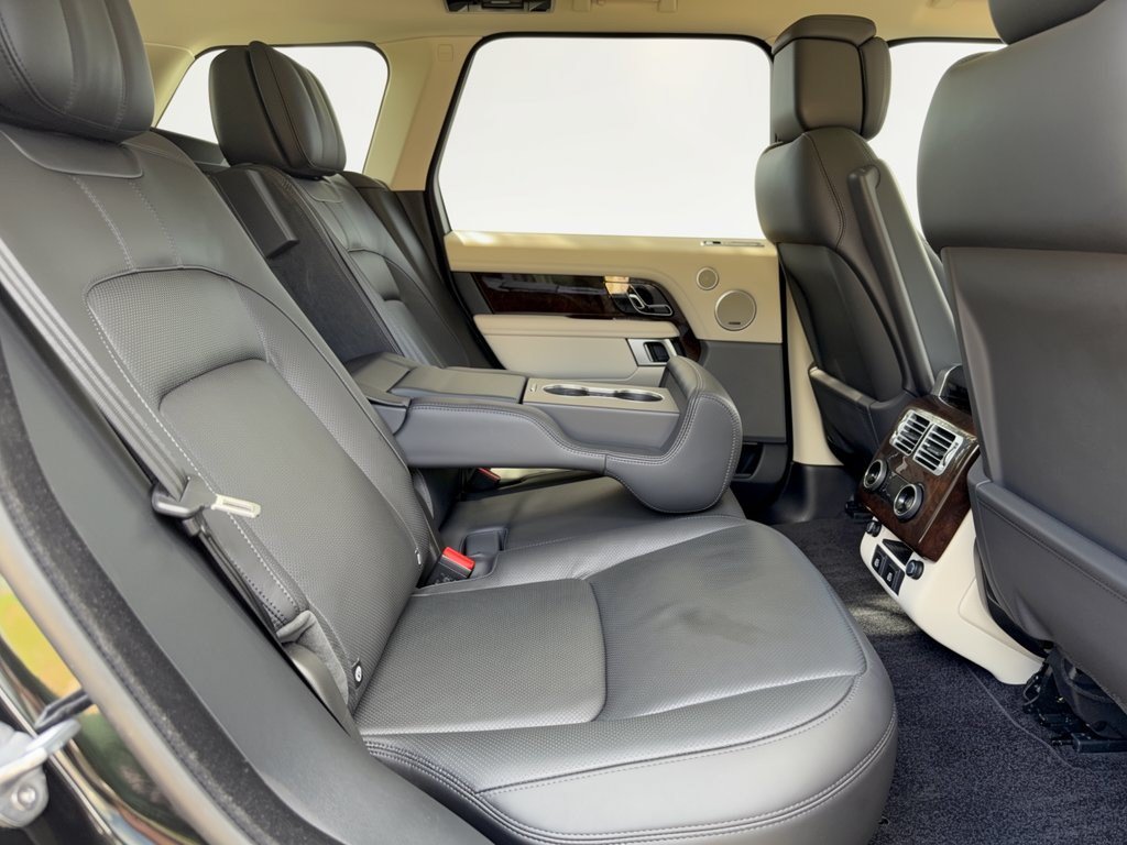 Used 2022 Land Rover Range Rover Westminster Edition AWD/4WD image 29