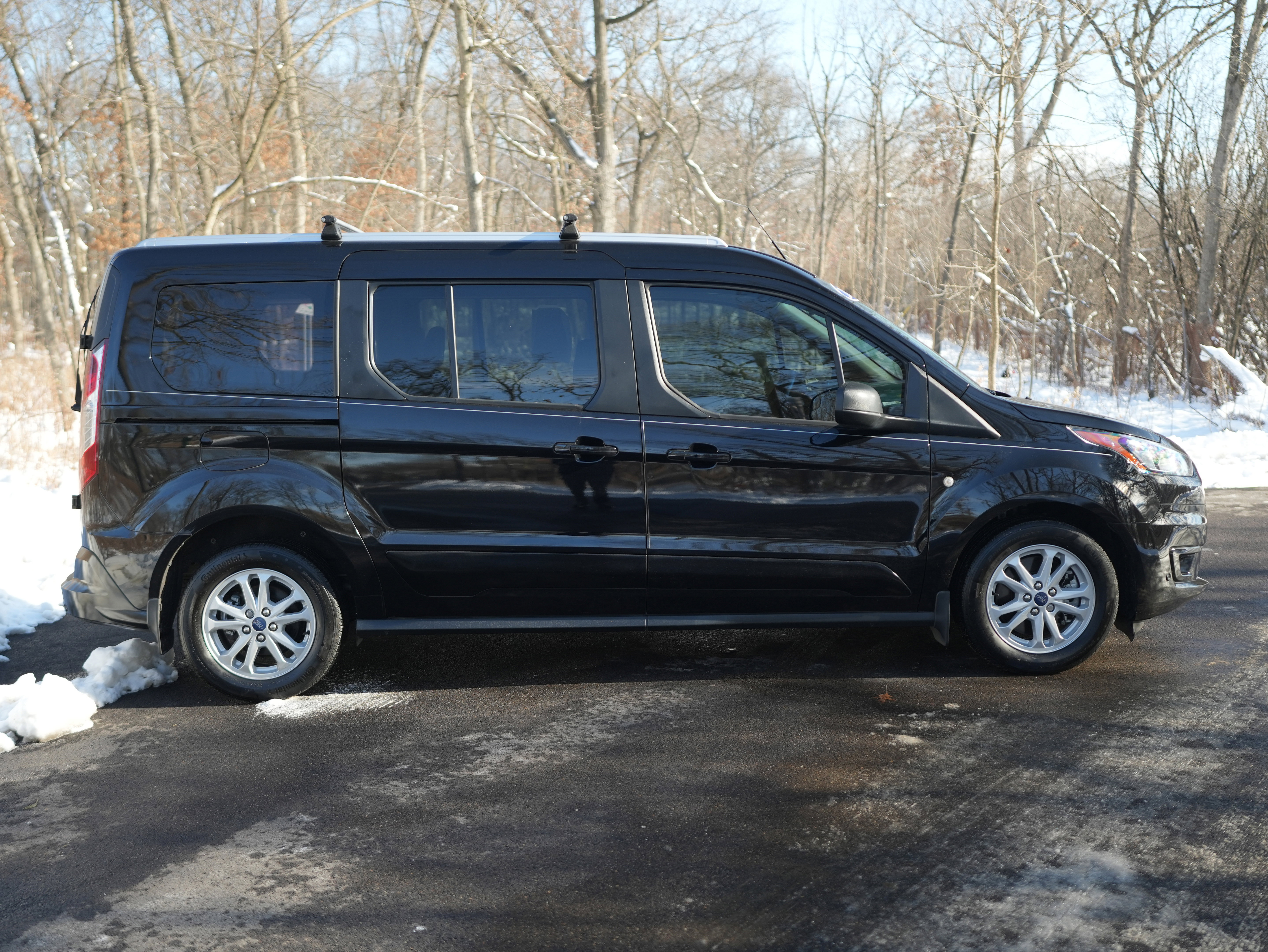 Used 2023 Ford Transit Connect XLT w/ Trailer Tow Package image 9