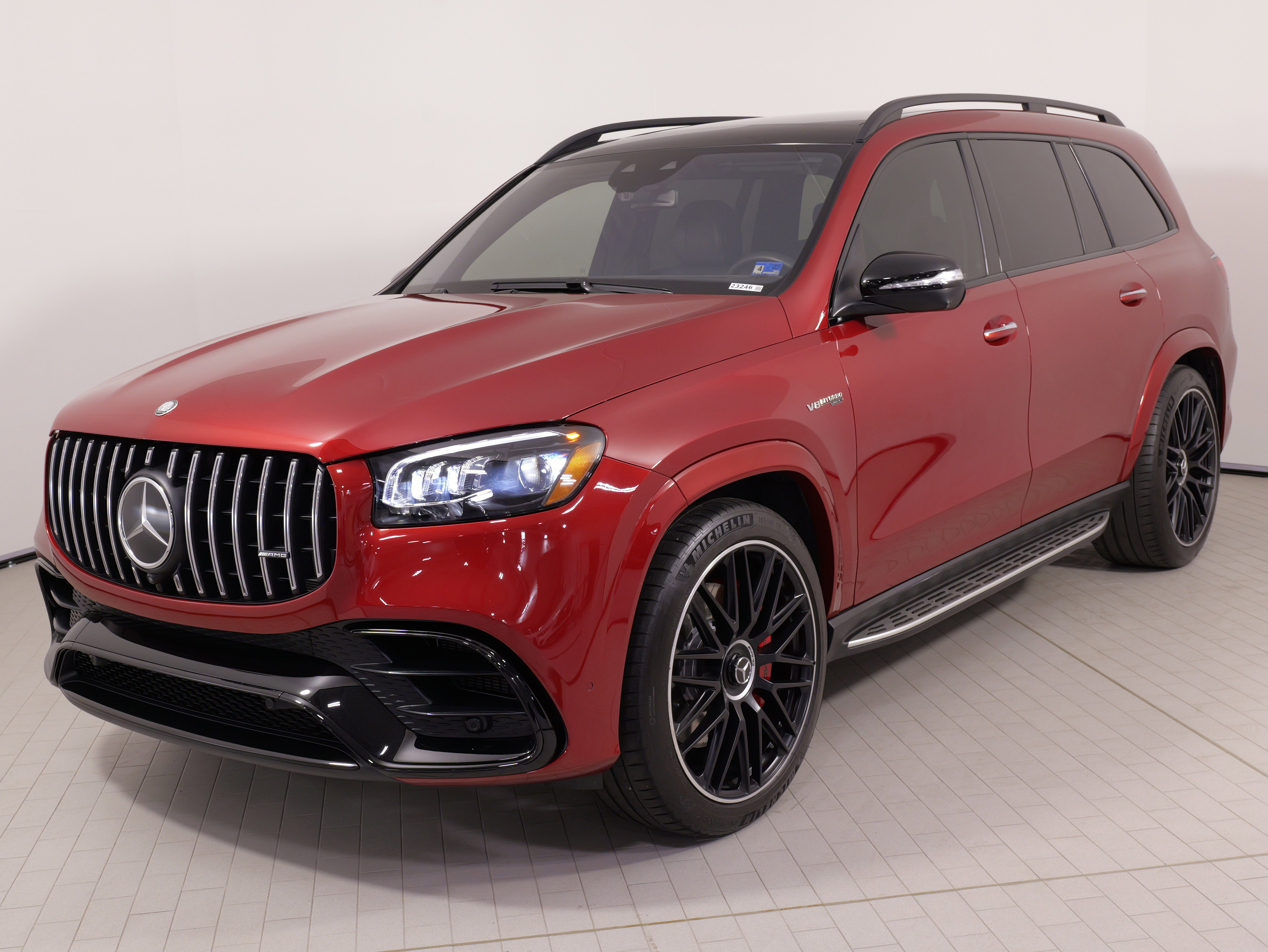 Used 2025 Mercedes-Benz GLS 63 AMG 4MATIC image 3