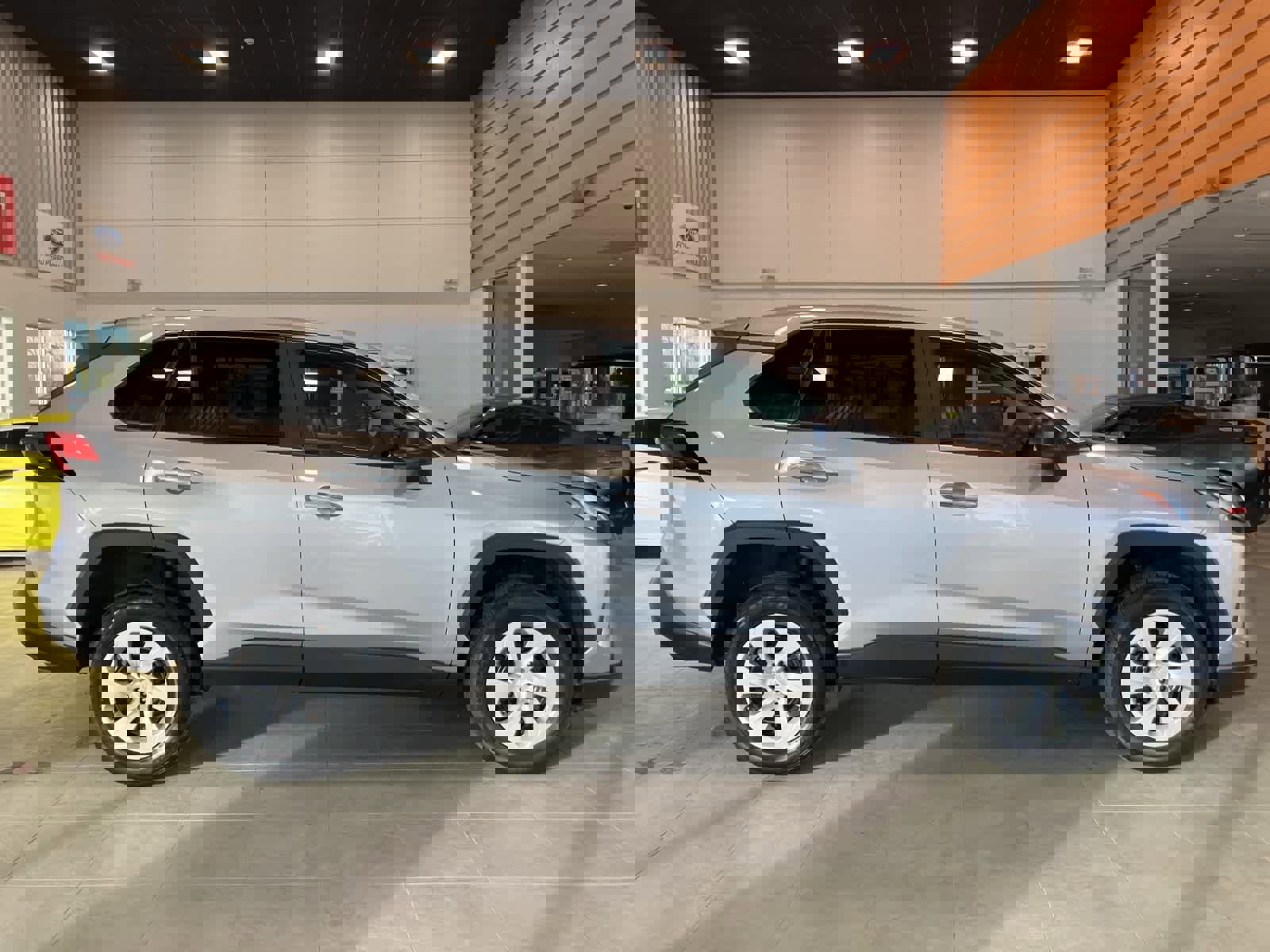 Used 2024 Toyota RAV4 LE image 4