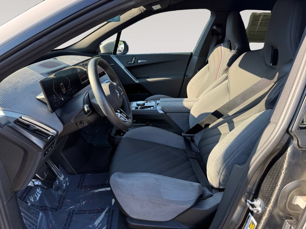 Certified 2026 BMW iX xDrive60 w/ M Sport Package AWD/4WD image 9